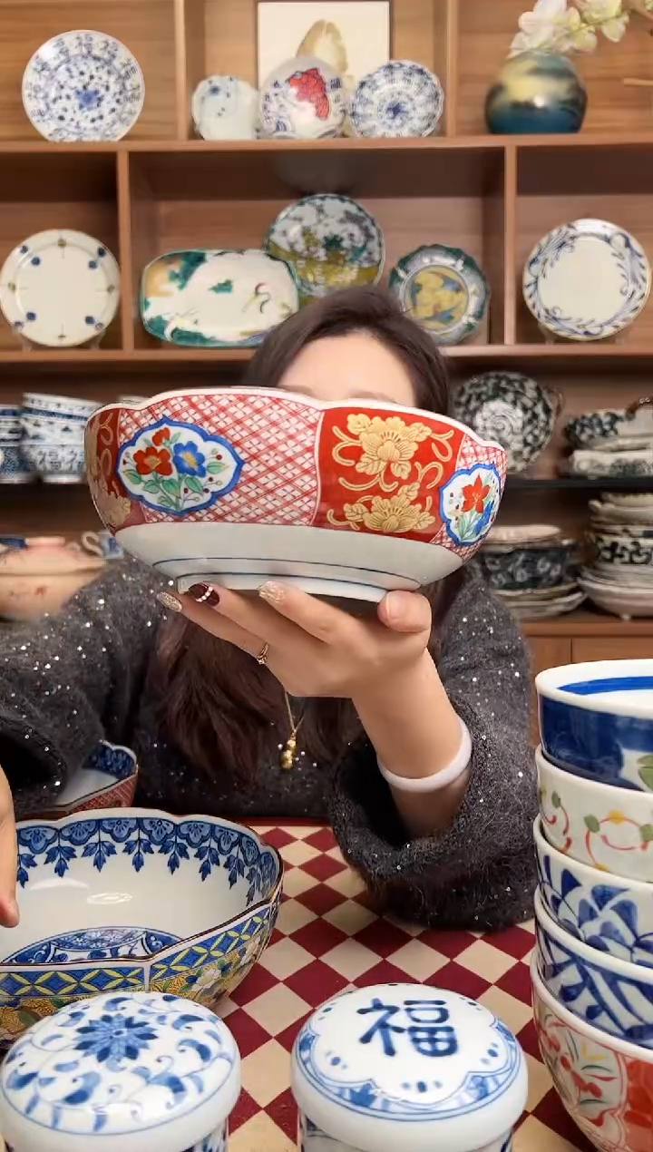 【闪购商品】瓷片赤绘桔梗20.5cm花边钵