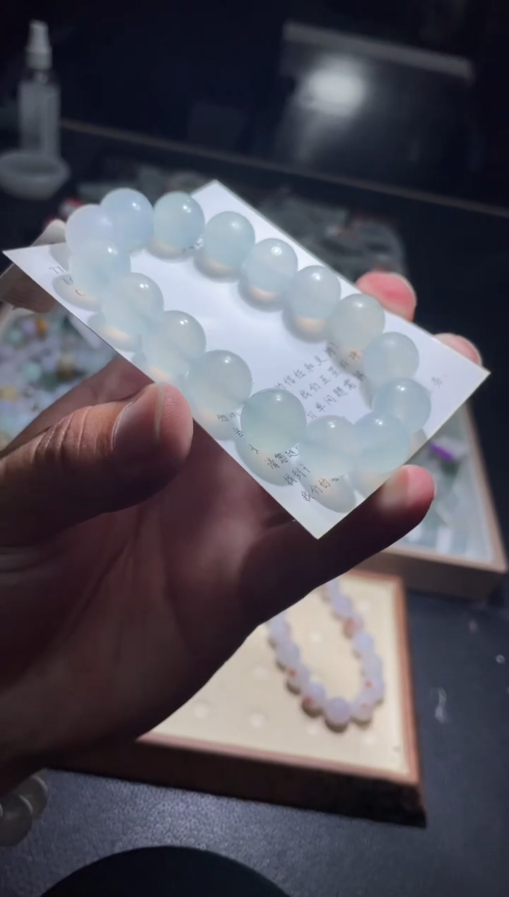 未镶嵌定制翡翠翡翠