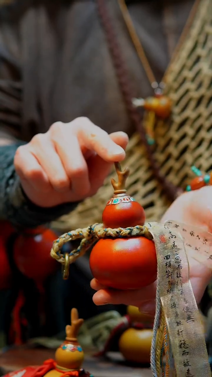 【路师傅原创手作天然葫芦】（一物一图编号77