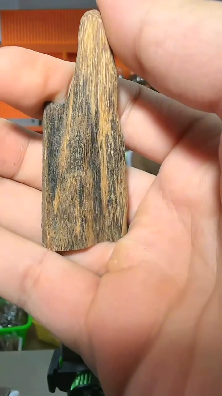 沉香吊坠268号多样性发一