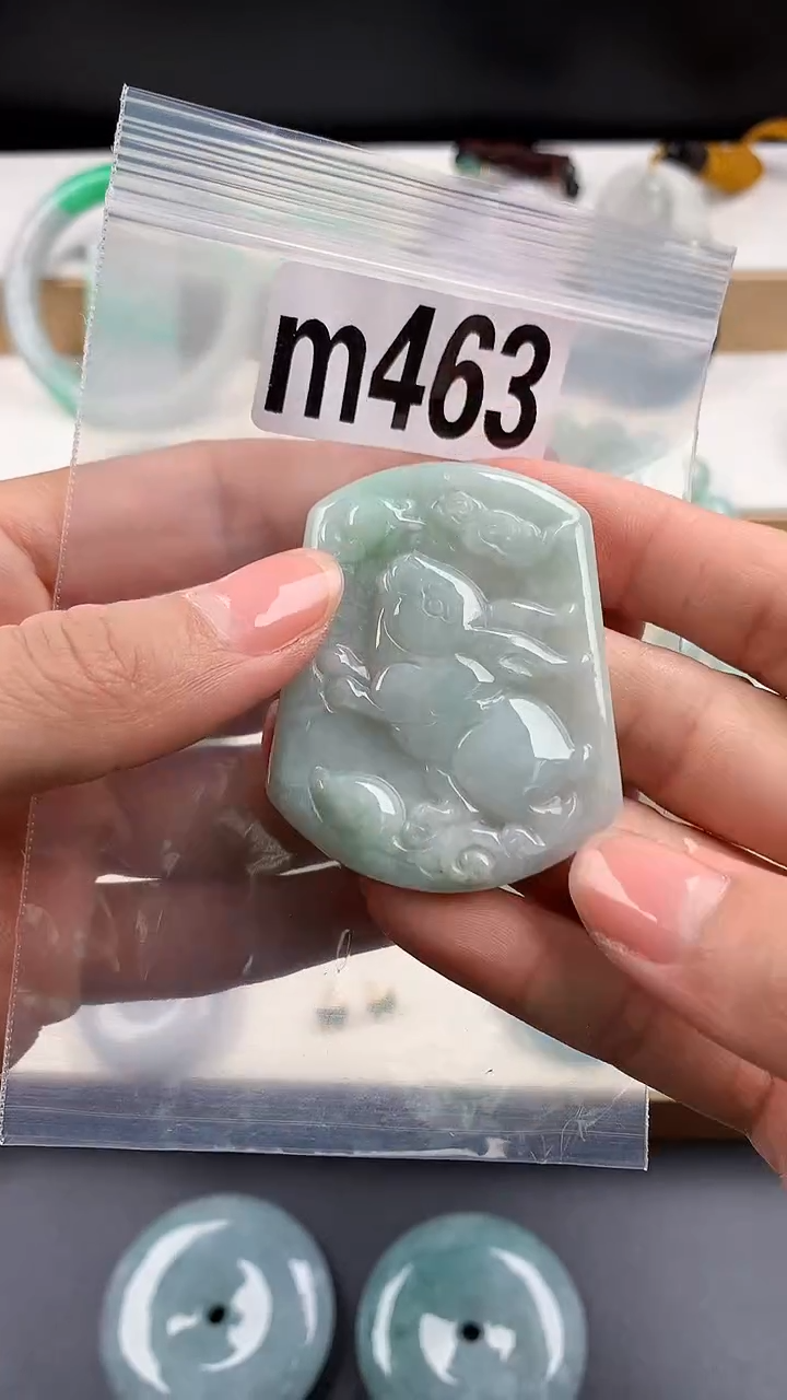 颈饰未镶嵌翡翠天然翡翠吊坠挂件
