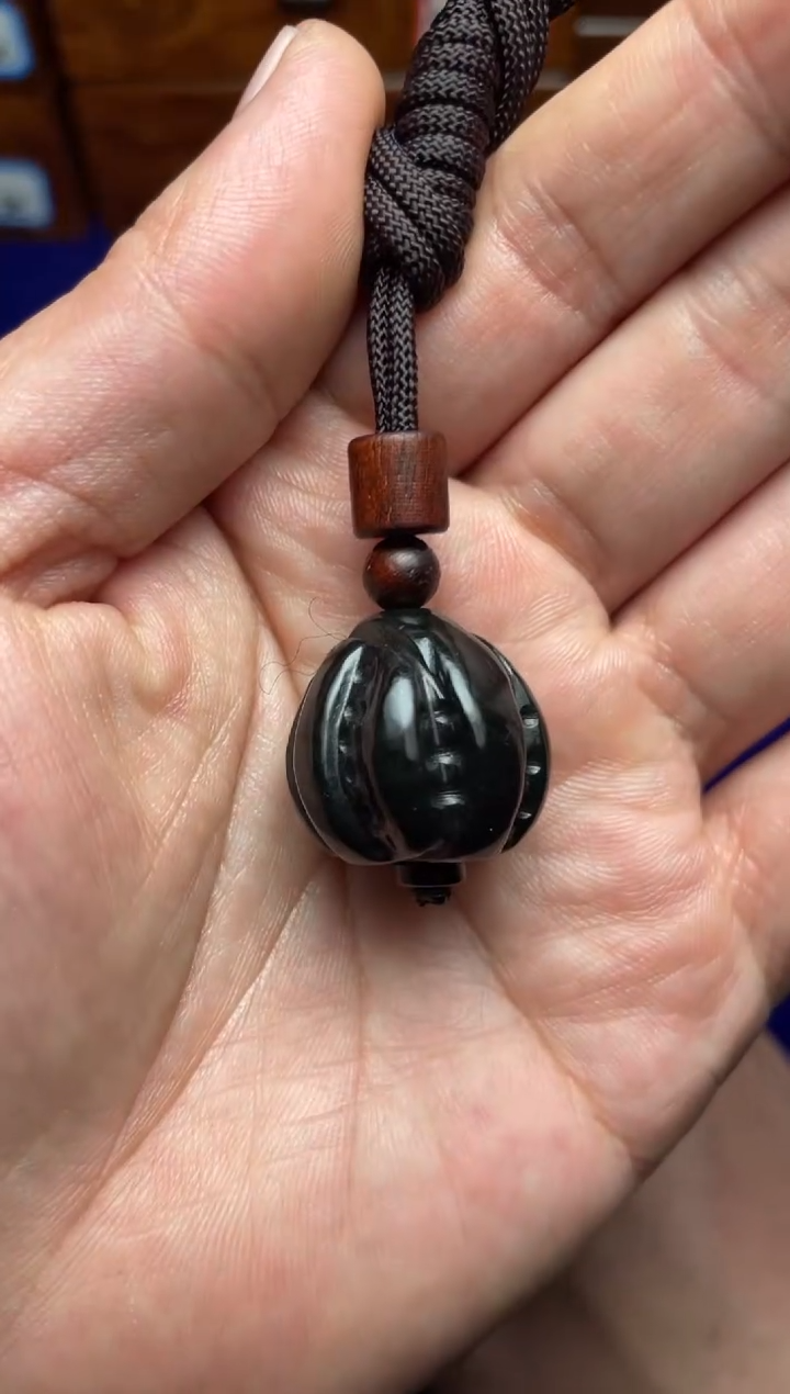 未镶嵌和田玉挂件孤*和田玉