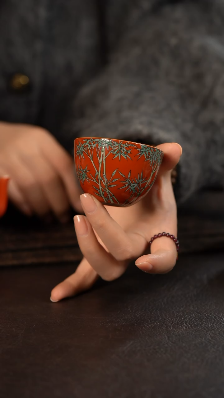 【闪购商品】杯云霞珍藏古彩描金珊瑚红竹子小缸杯