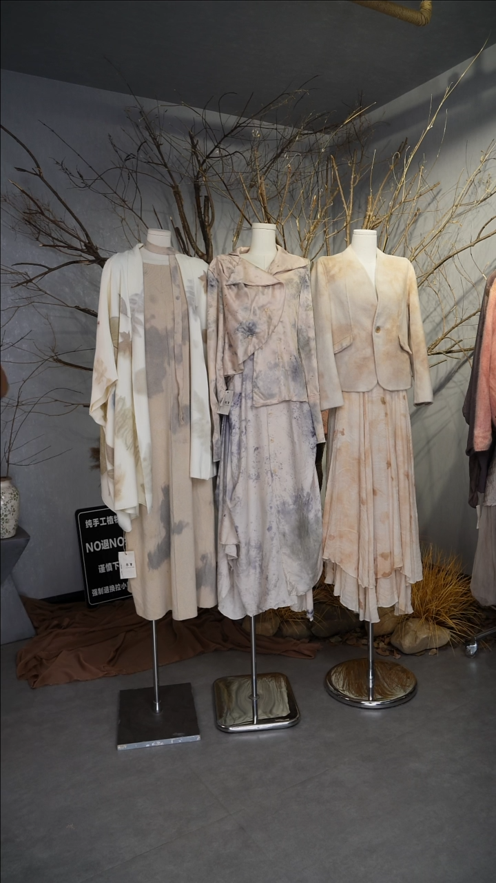 中间模特套装一套福利款