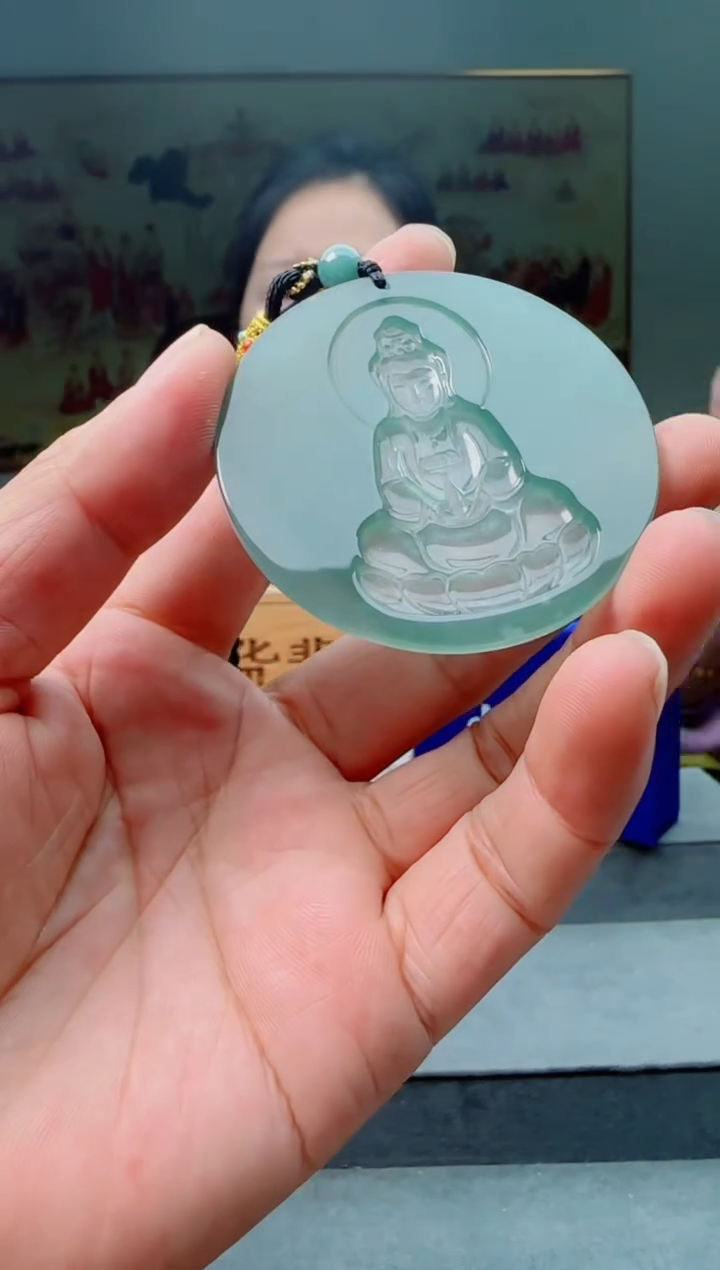 【闪购商品】翡翠颈饰未镶嵌阴雕观音多样性随机一件发货