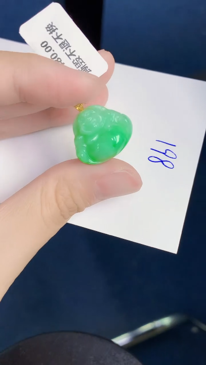 翡翠18K金镶嵌颈饰天然翡翠缅甸A货