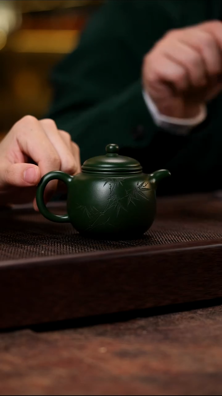 宜兴紫砂老绿泥匏樽