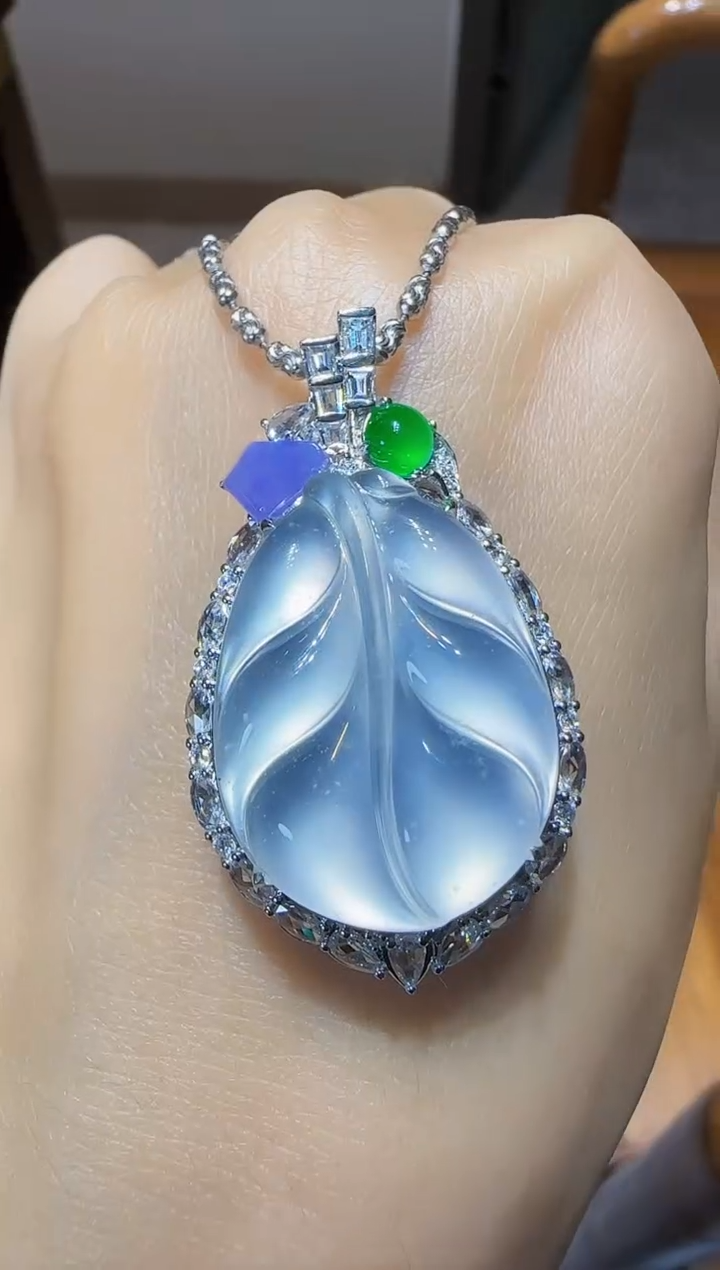 吊坠(不含链)18K金镶嵌翡翠叶子