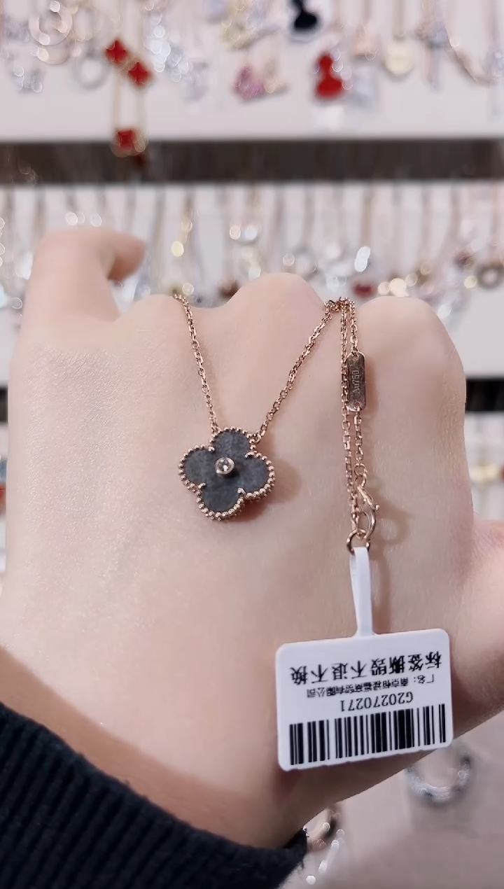 【闪购商品】钻石颈饰18K金镶嵌18K金镶嵌钻石 K玫