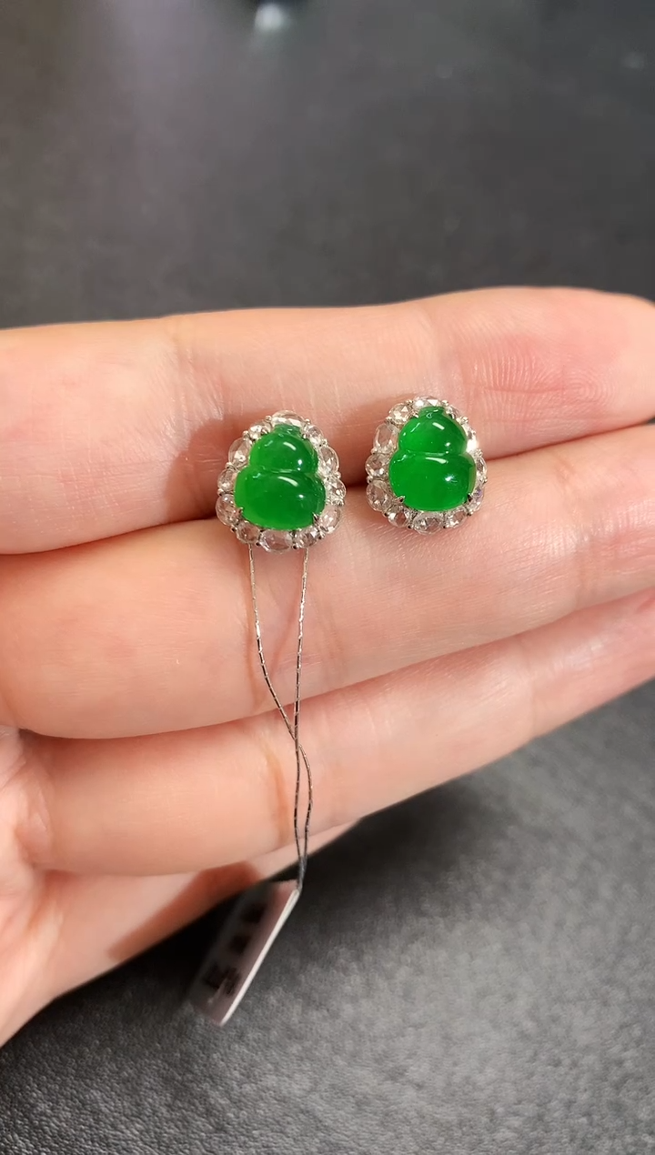 【闪购商品】翡翠耳饰18K金镶嵌豆子