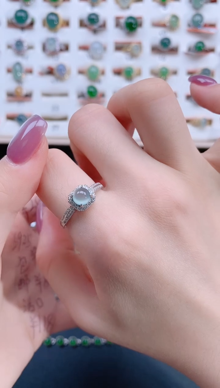 翡翠戒指银S925镶嵌天然翡翠