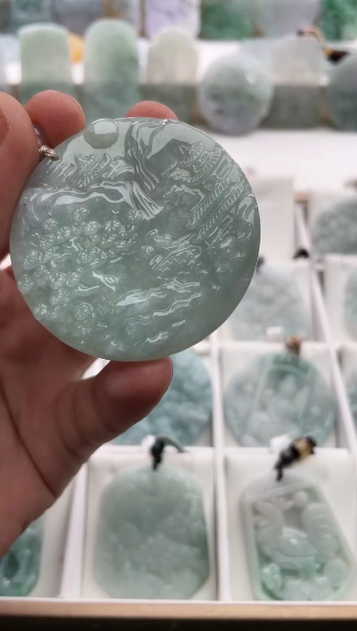 【闪购商品】翡翠颈饰未镶嵌..../3/6/ 72