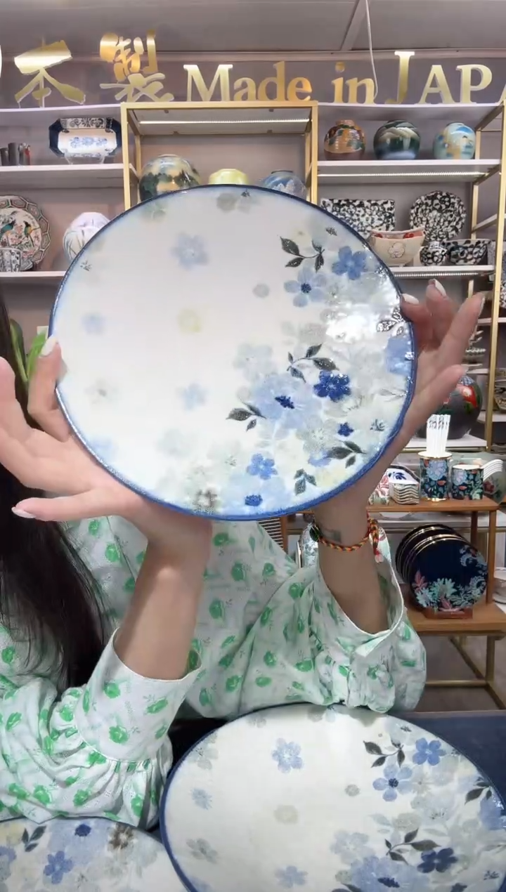 陶瓷悠游花平盘22cm一支