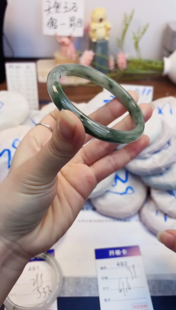 【闪购商品】石英质玉手镯未镶嵌492-天山翠-圈口61