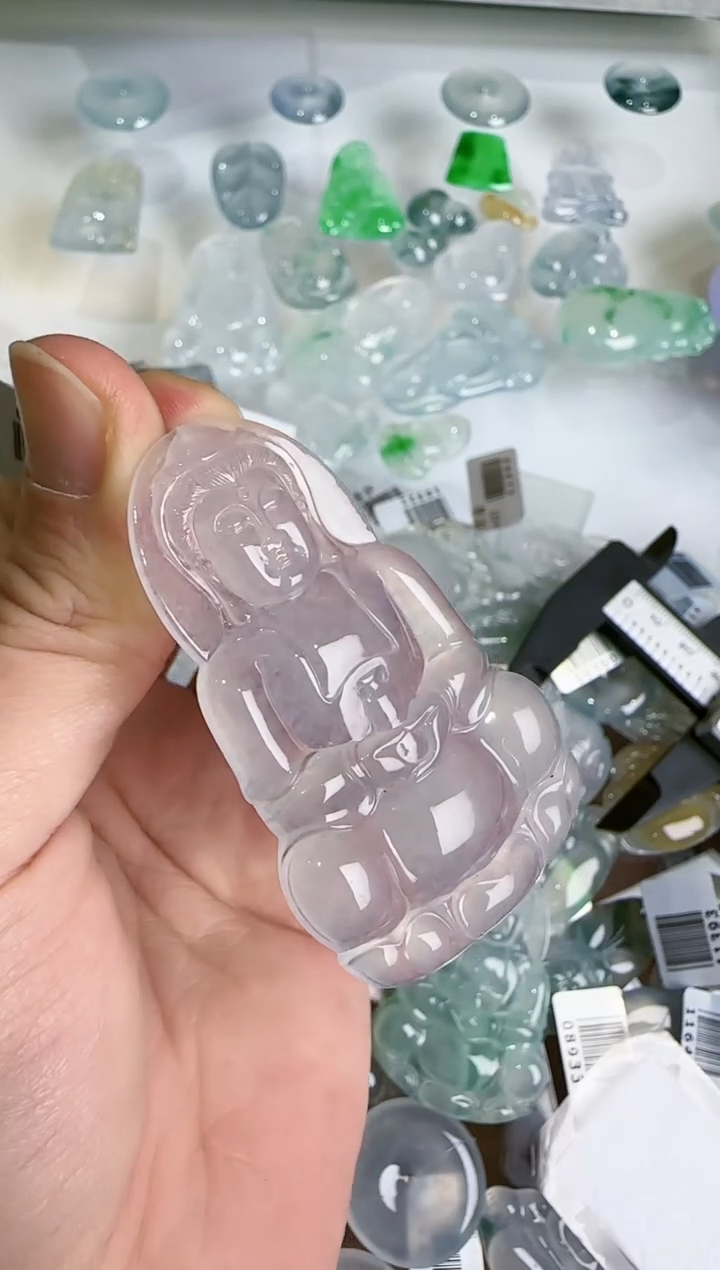 【闪购商品】翡翠颈饰未镶嵌···