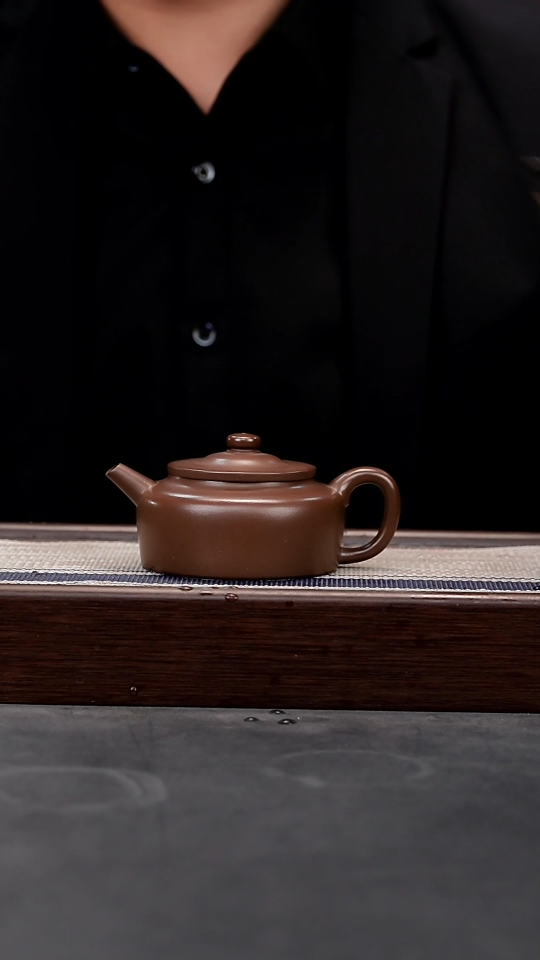 【闪购商品】紫砂茶壶革紫泥扁玉170cc