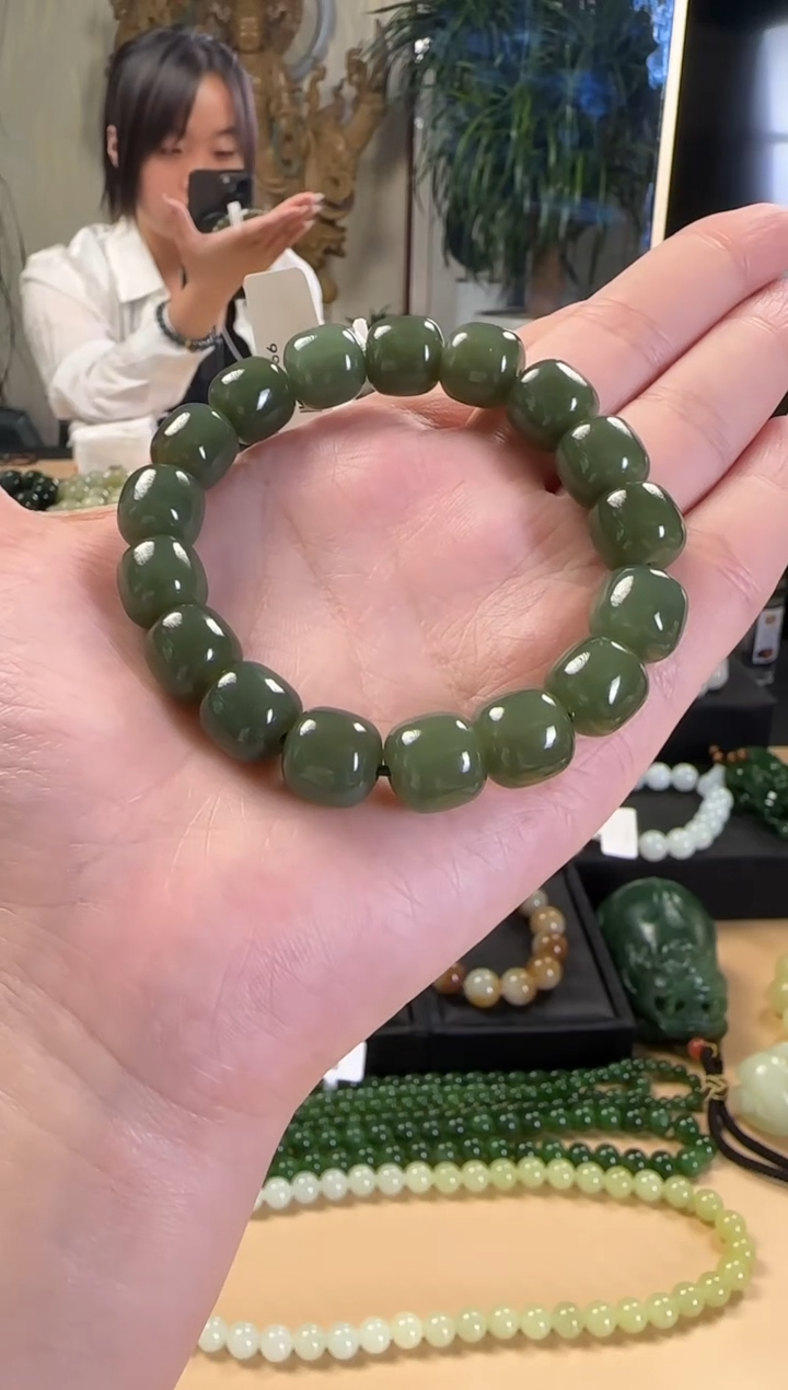 手串未镶嵌和田玉手串卡11
