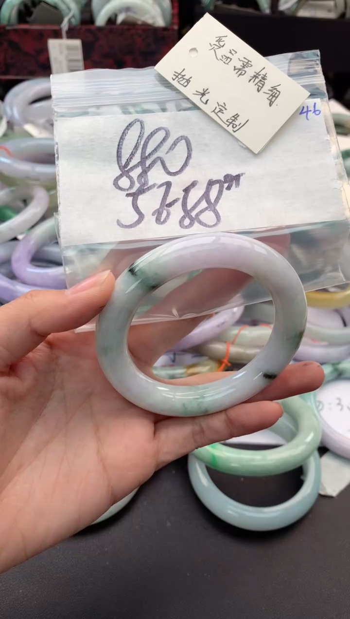 【闪购商品】定制翡翠未镶嵌毛货需精细抛光+多人