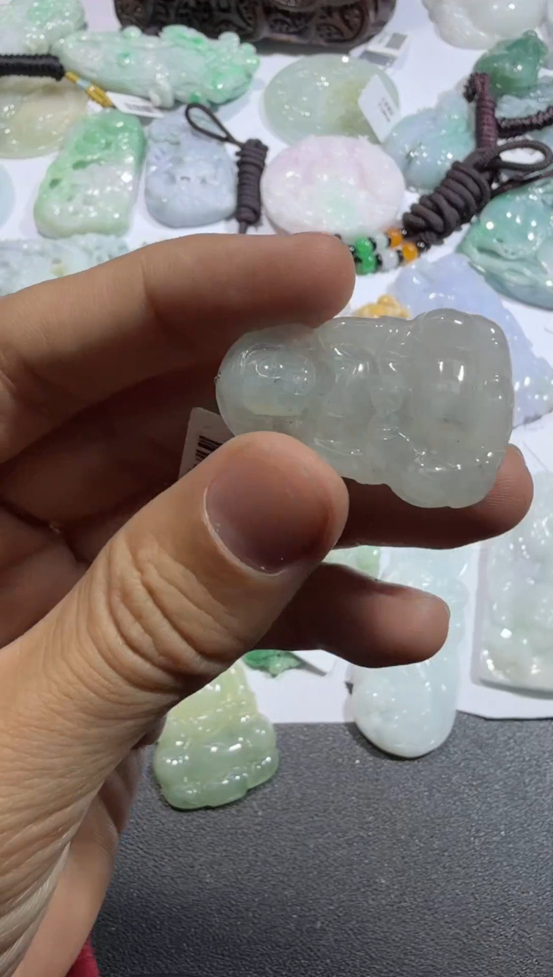 【闪购商品】翡翠颈饰未镶嵌00009662