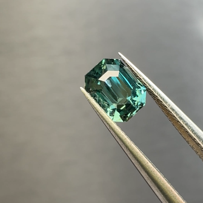 蓝色绿柱石（72）蓝绿色长方体1.26ct-葫芦家彩宝！