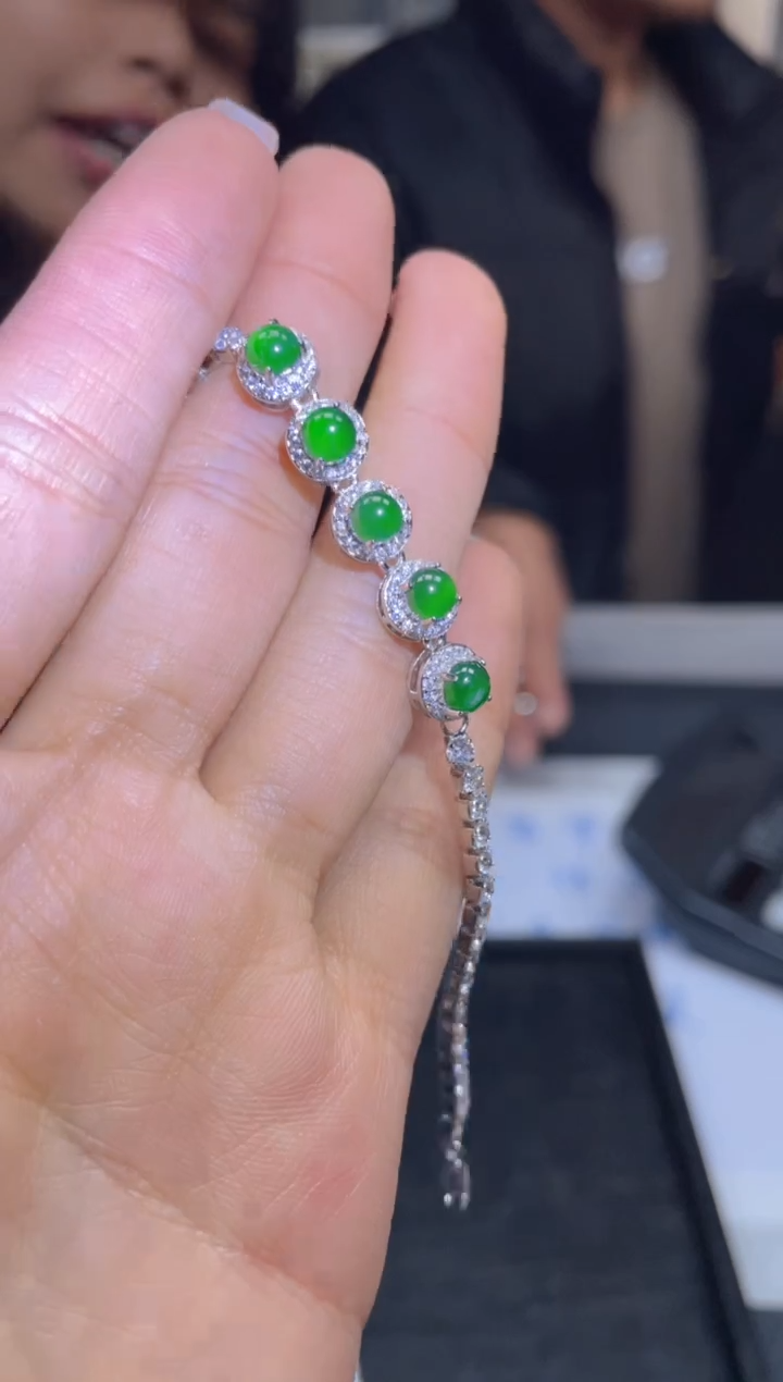【闪购商品】定制翡翠未镶嵌6多样性发货（发其一）