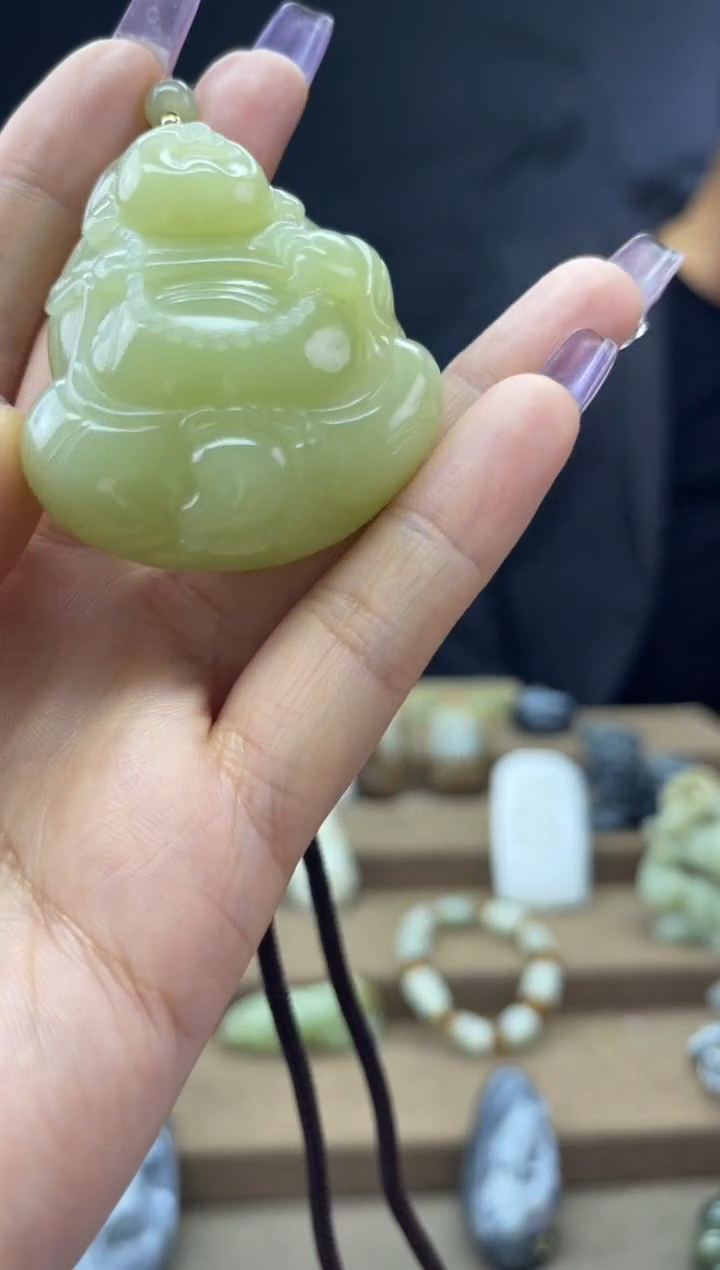 颈饰未镶嵌和田玉1