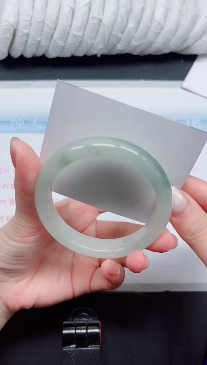 【闪购商品】石英质玉手镯未镶嵌91#60.1