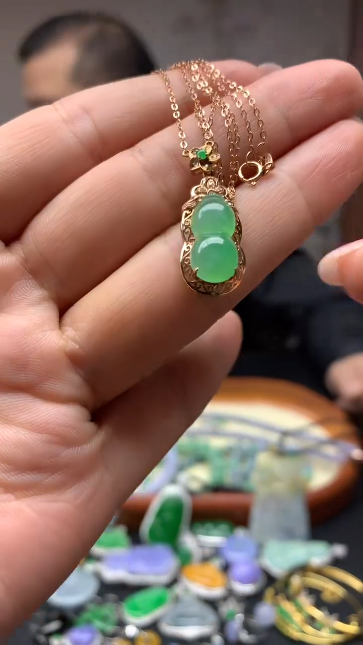 【闪购商品】翡翠颈饰18K金镶嵌7-天然翡翠