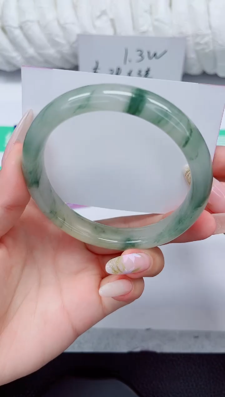 石英质玉手镯未镶嵌85-63/64