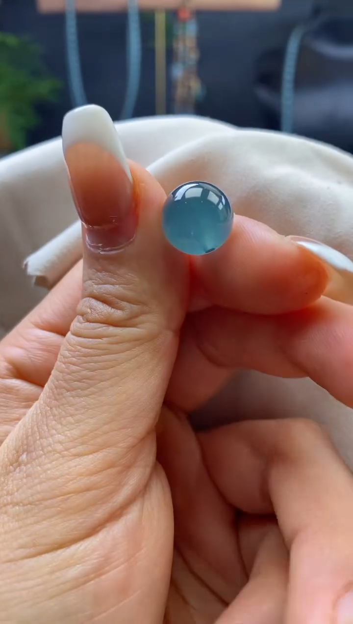 翡翠未镶嵌颈饰0230366033