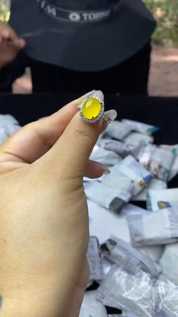 满色吊坠    所见即所得