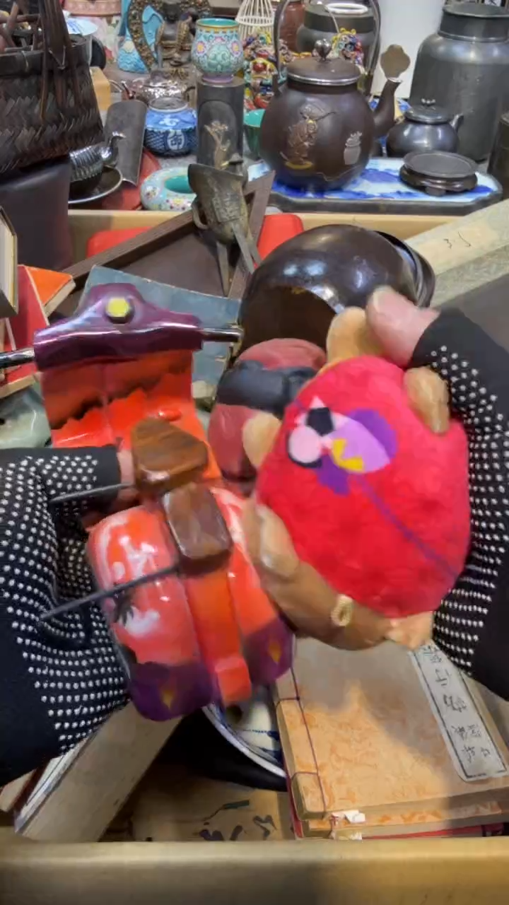 塑料中古艺术工艺美术品