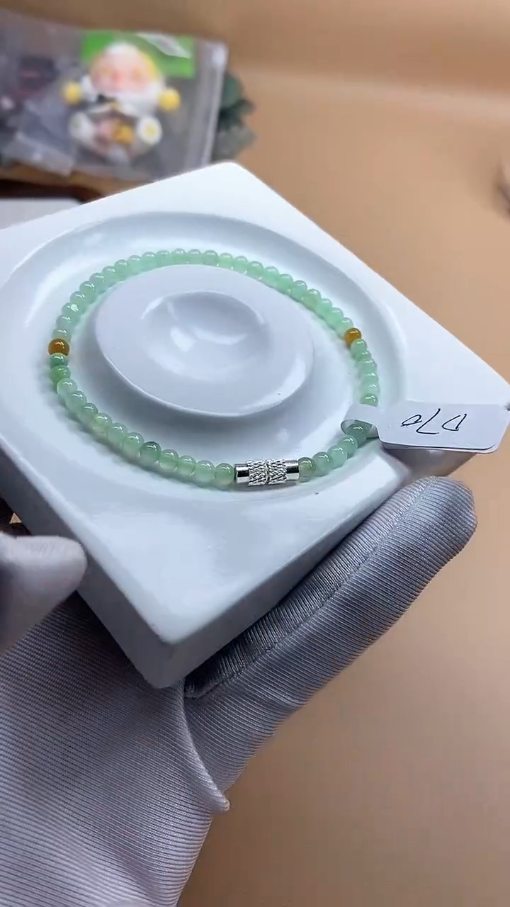 【闪购商品】翡翠手串未镶嵌天然翡翠A货手串D70