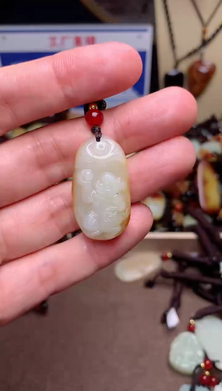 【闪购商品】和田玉颈饰未镶嵌1