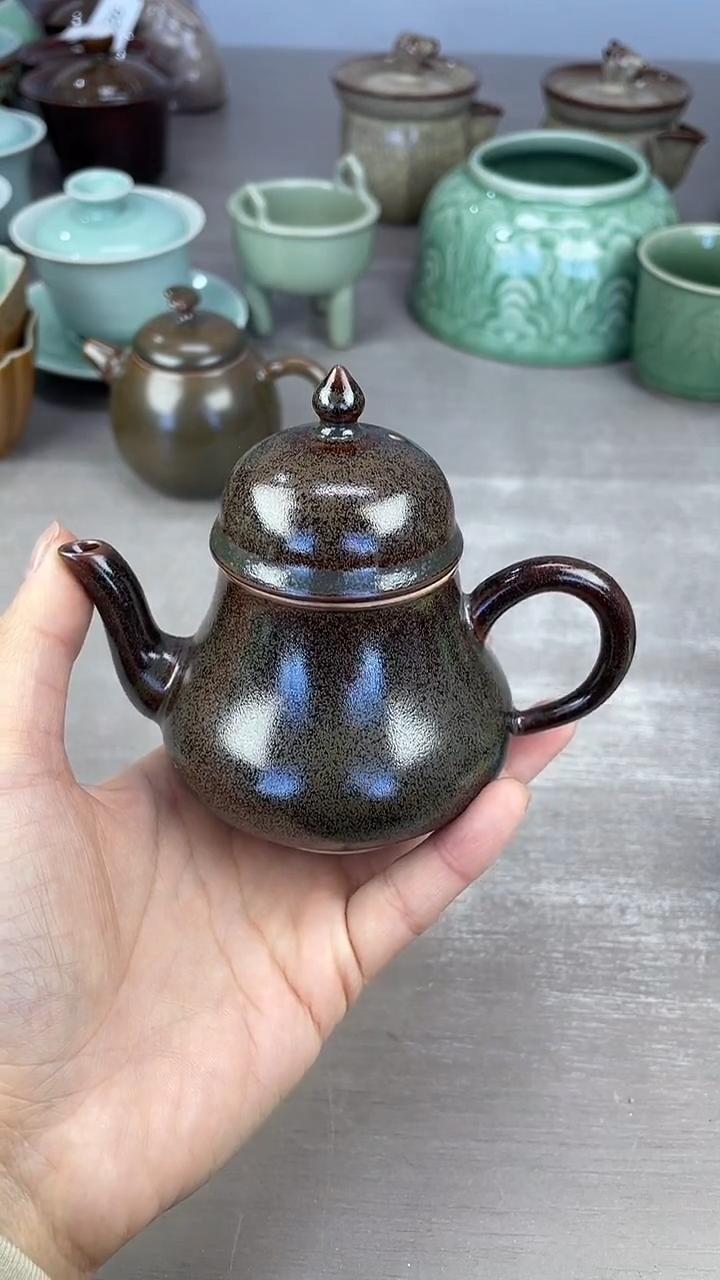 青瓷仓储福利清仓微瑕