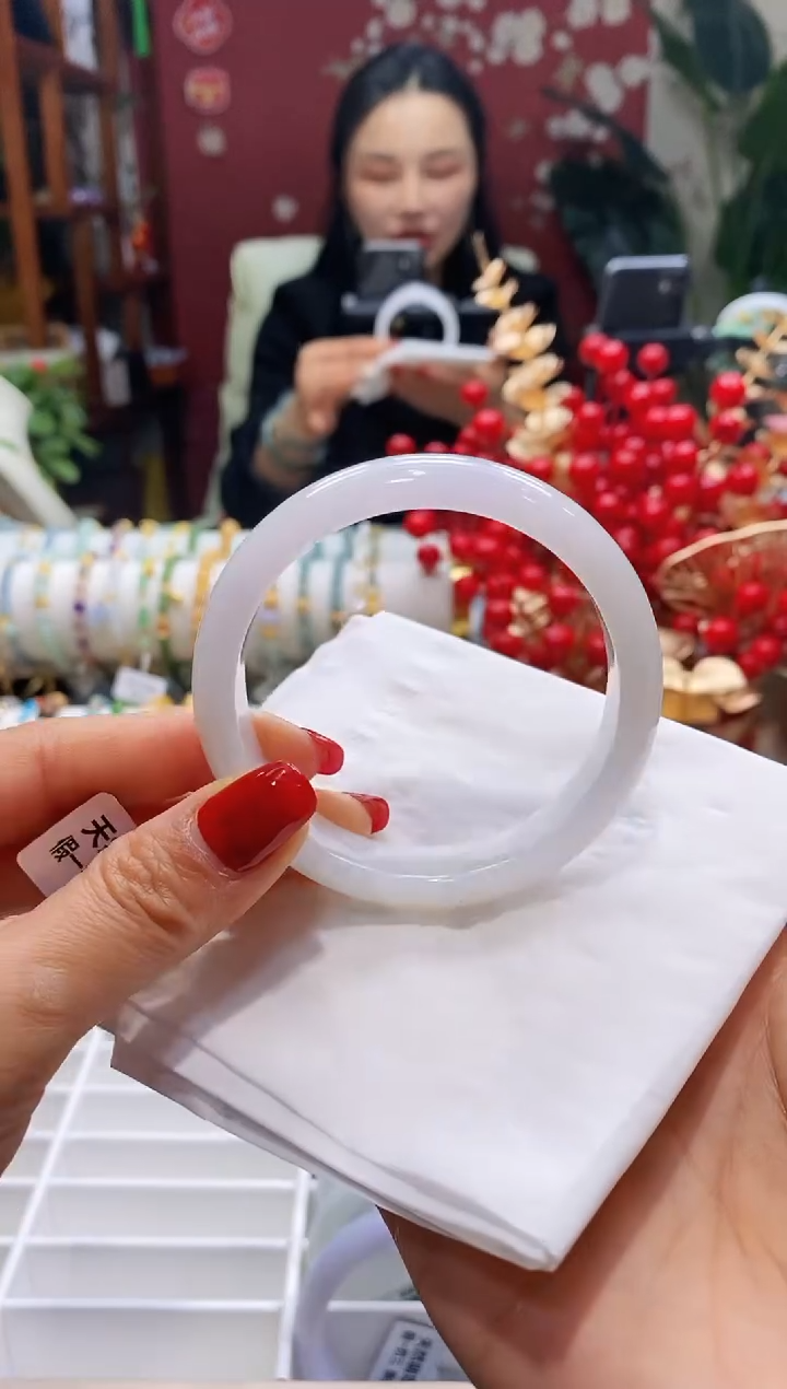 【闪购商品】翡翠手镯未镶嵌99冰淡紫56.9/12.7*7.1