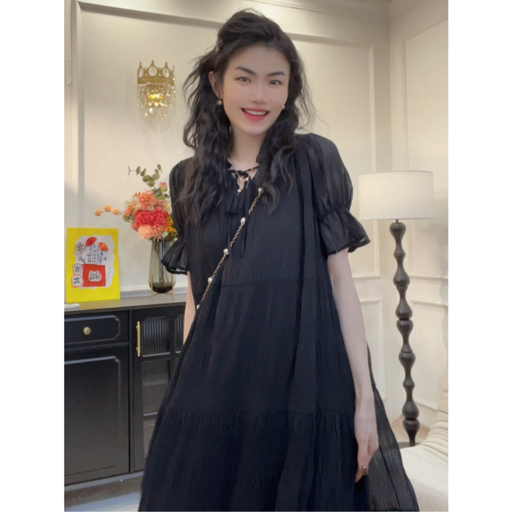 【捕捉温柔】小众设计师肌理感短袖连衣裙女垂感气质显瘦黑色裙子