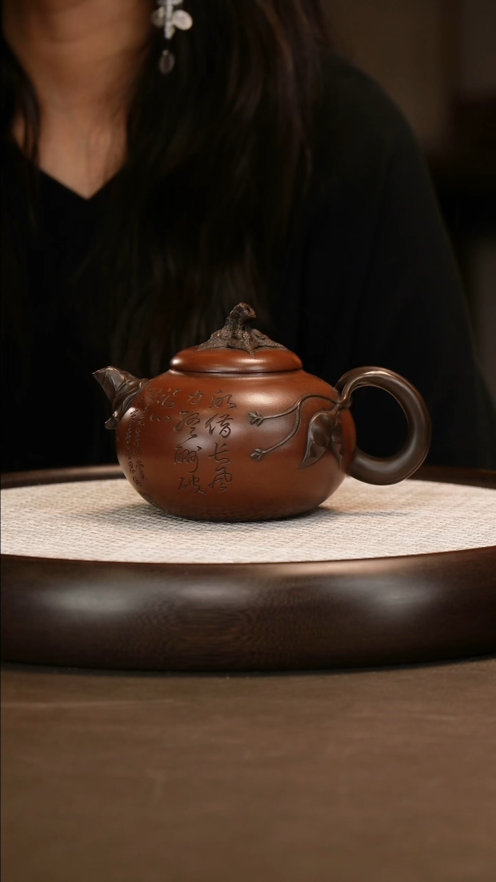 冯桂林 茄瓜壶 480c/两份大惊喜