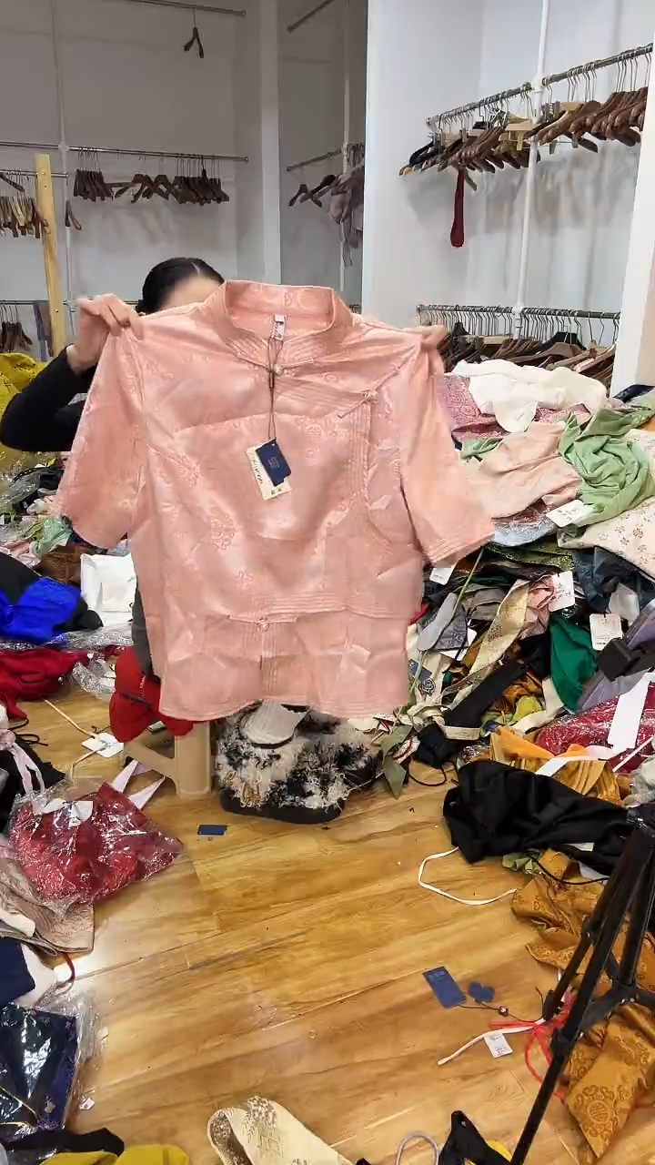 2XL码    125-135斤   半袖