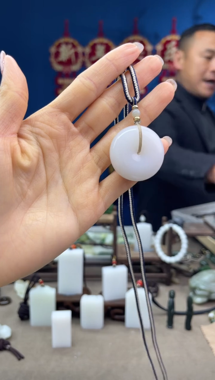 【闪购商品】和田玉未镶嵌颈饰1