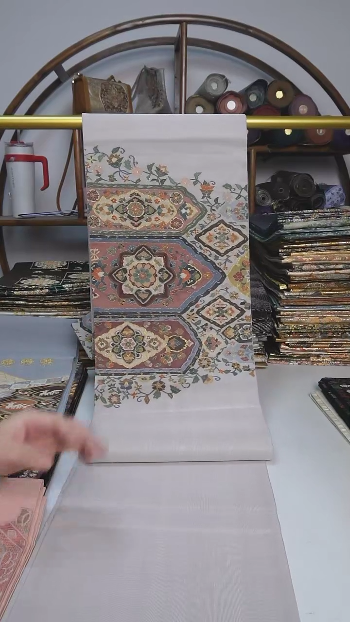 【闪购商品】织绣31两通缂丝缂丝