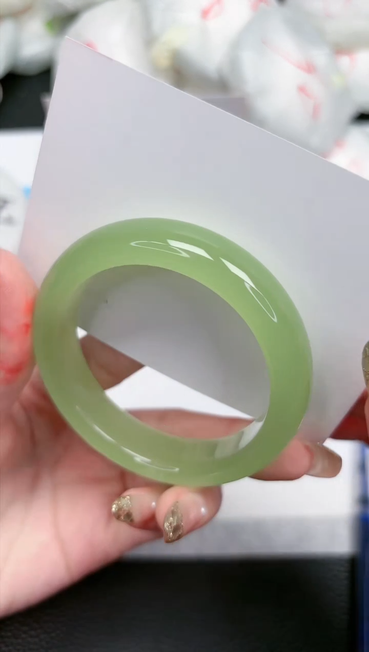 【闪购商品】石英质玉手镯未镶嵌217-52.8