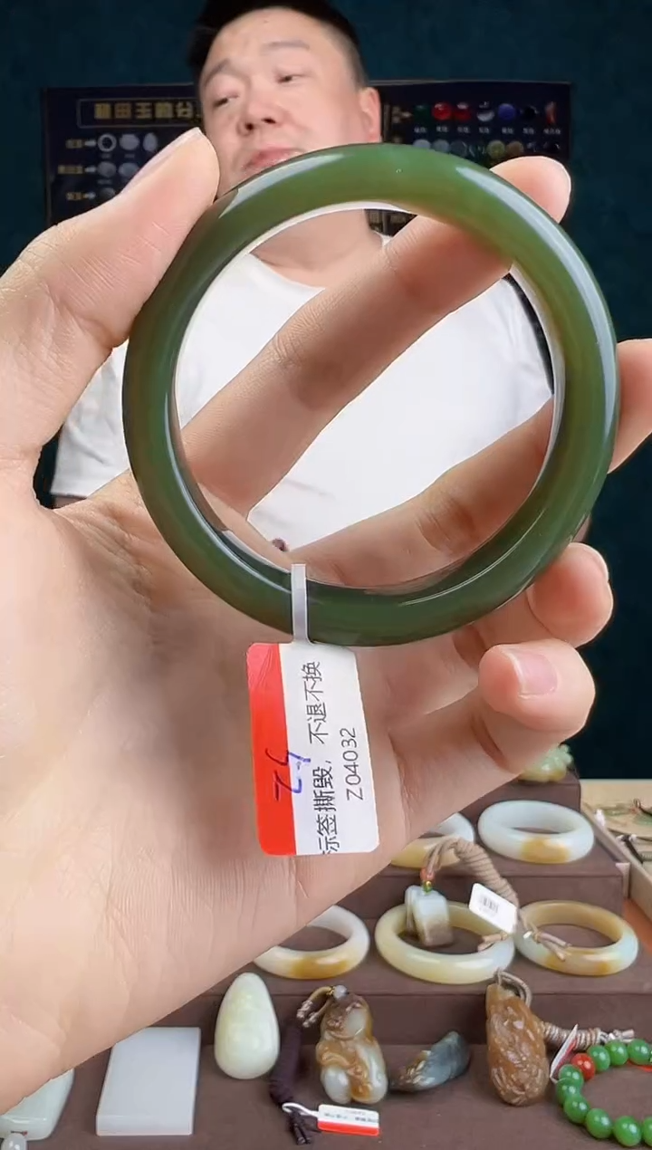 【闪购商品】和田玉手镯未镶嵌ZZ 拍一发一 多样性发货53