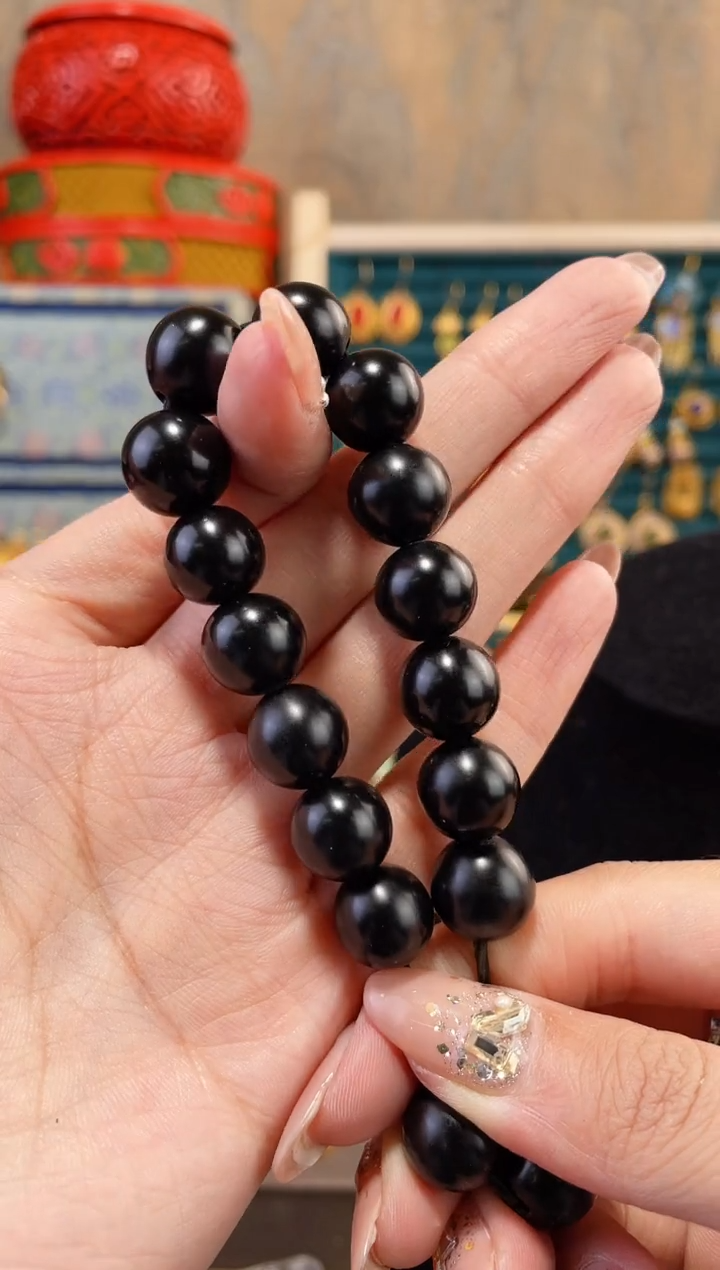 【闪购商品】非遗素漆手串黑色穿好发