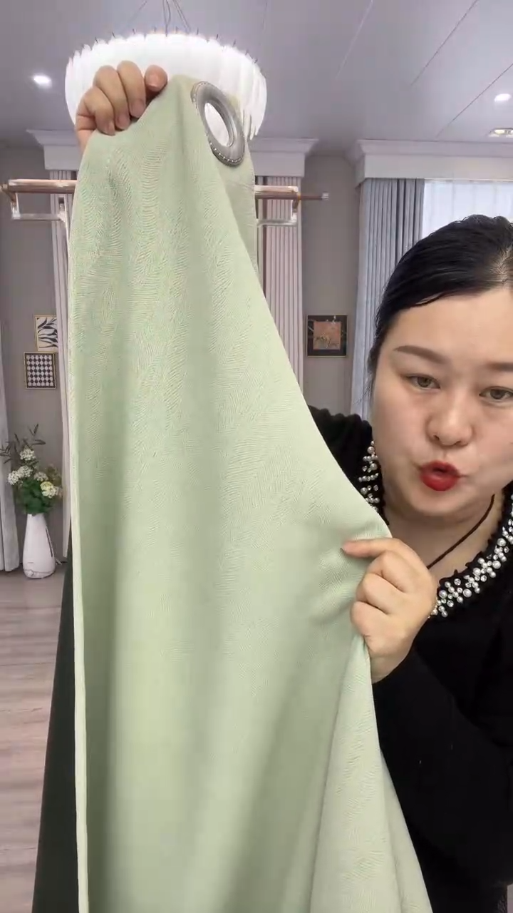 布闪电购商品8  特价5定制2.7默认打孔（中）金枝玉叶绿