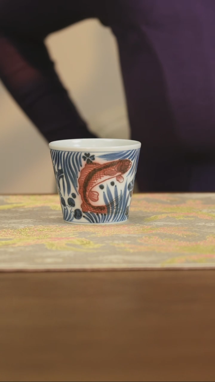 【闪购商品】景德镇手工青花釉里红鱼藻可乐杯