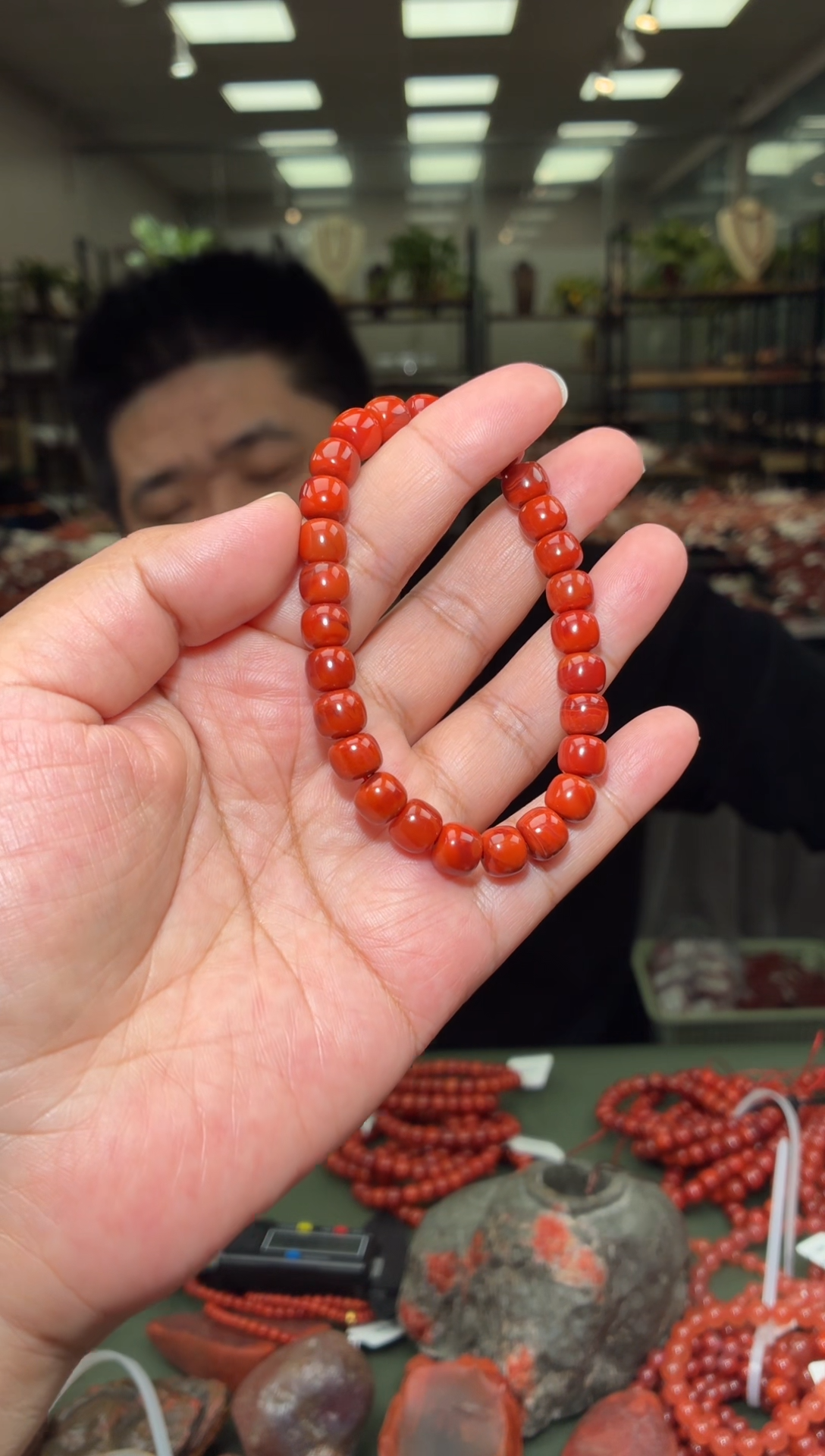 未镶嵌手串南红玛瑙单圈手串一条约7mm+多样性发货