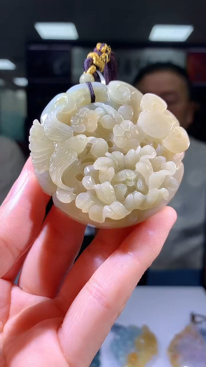 【闪购商品】定制翡翠未镶嵌1080hm-毛货挂件(赠珠链）30