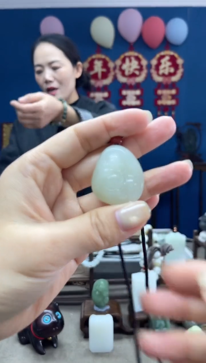 【闪购商品】和田玉颈饰未镶嵌1