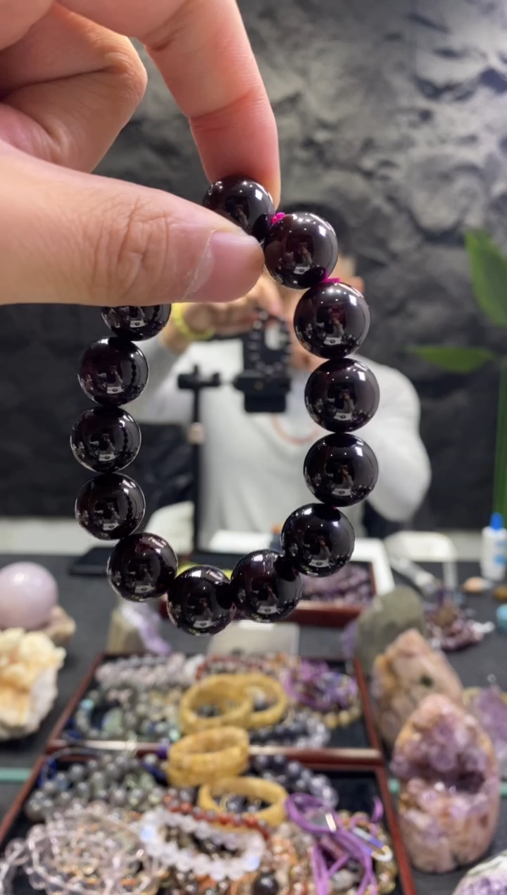 【闪购商品】水晶手链未镶嵌紫牙乌